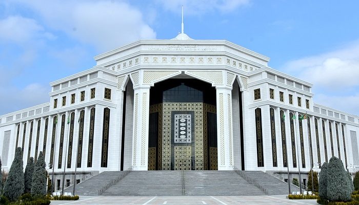 Türkmenistan’da Üniversite Okumak. Türkmenistan Üniversite Ücretleri